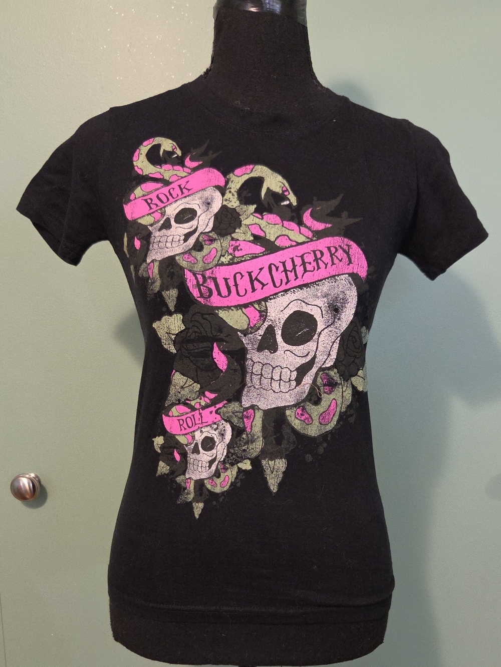 Buckcherry Black And Pink Classic Band Shirt Size Small Short Sleeve